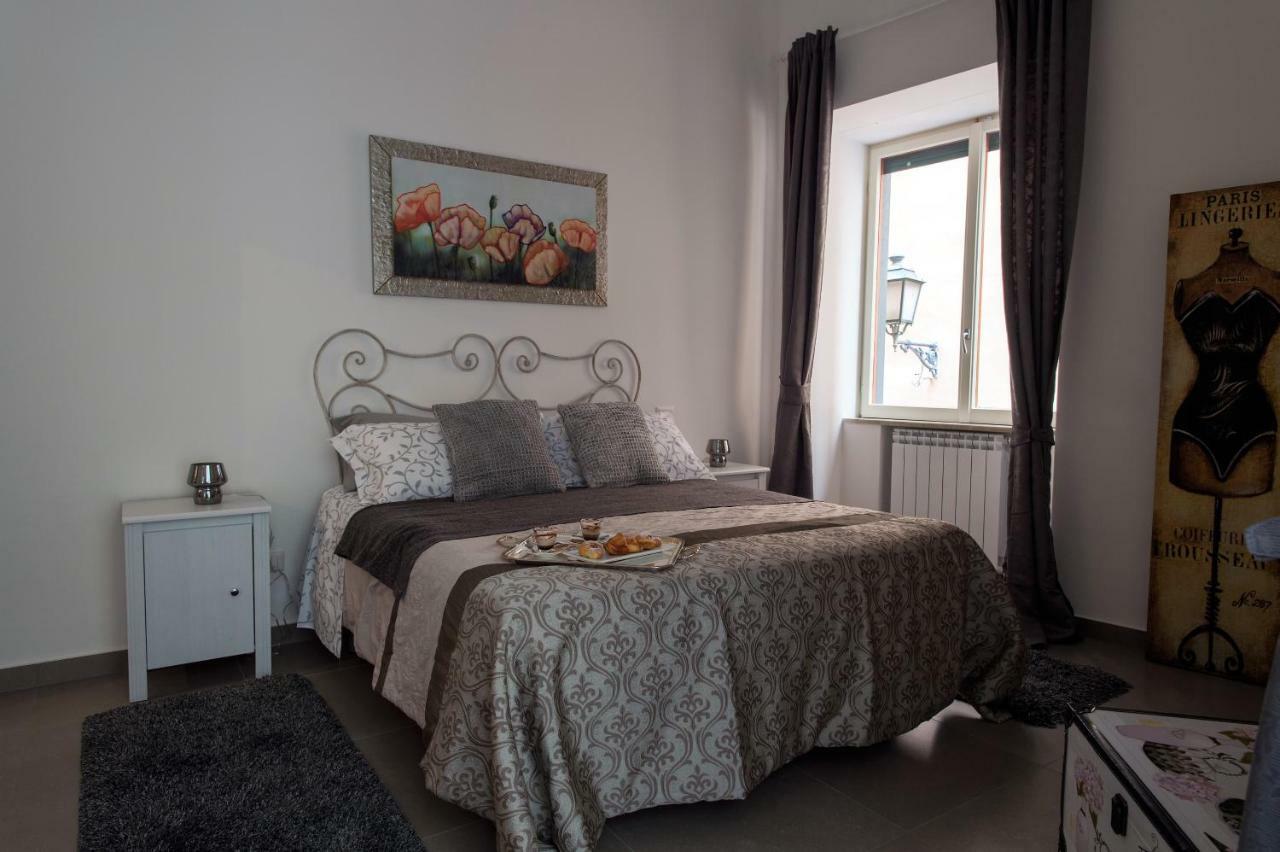 Casa Vacanza Al Vicolo delle Colonne Salerno Esterno foto